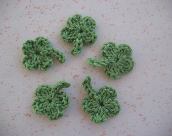 Set of 5 small 4-leaf or 3-leaf clovers crocheted