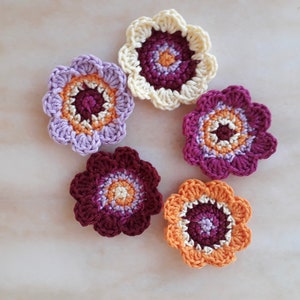 Set of 5 large 6 cm cotton crochet flowers 5