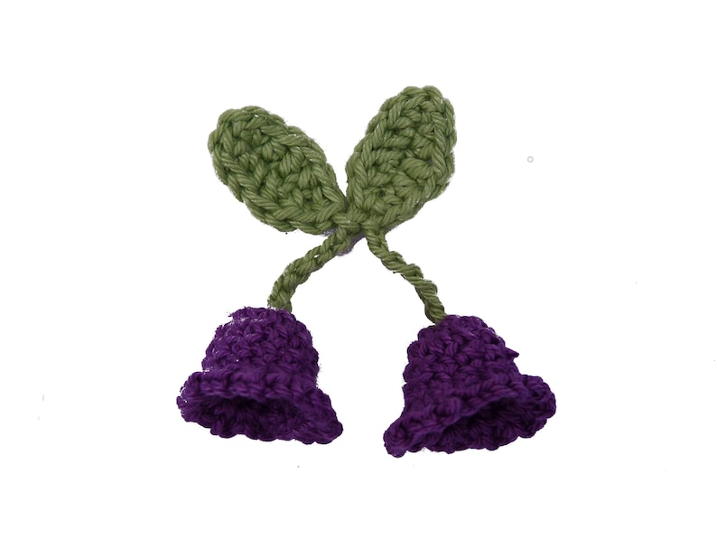 2 small 3D lily of the valley bells with cotton crochet image 9