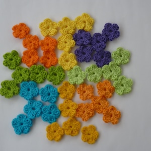 Mini fleurs au crochet en coton libre choix entre 34 couleurs image 3