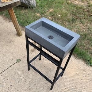 Concrete sink and frame