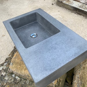 Baño antracita Lavabo de hormigón