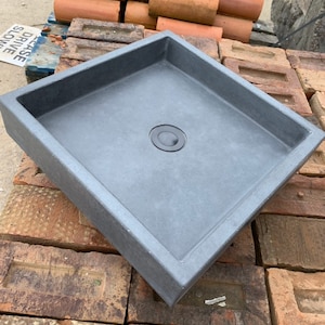 Lavabo de hormigón para baño cuadrado
