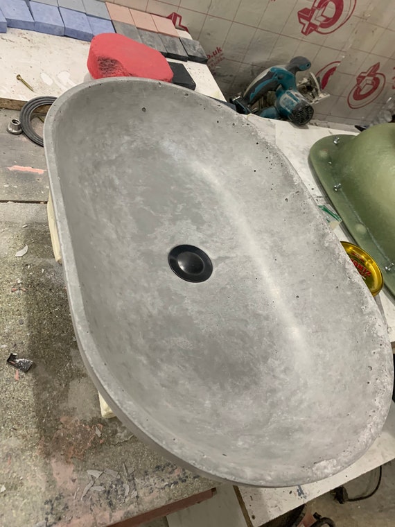 Concrete vessel sink