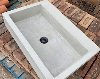 Large bathroom Concrete Sink