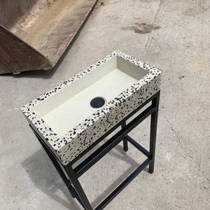 Concrete terrazzo Sink & frame image 1