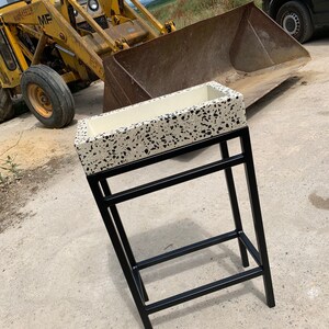 Concrete terrazzo Sink & frame image 3