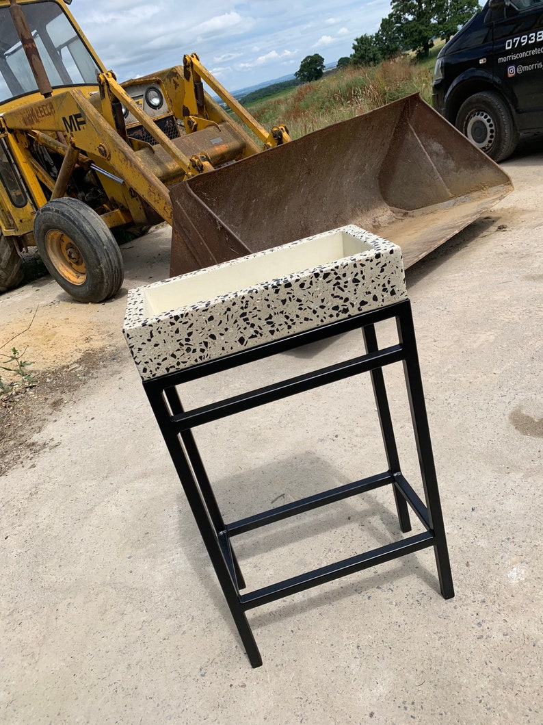 Concrete terrazzo Sink & frame image 3