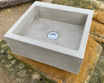 Square bathroom Concrete Sink