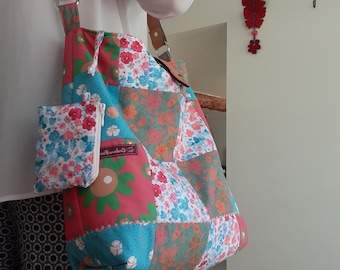 Sac fourre-tout patchwork de tissu floral, sac porté épaule fleurs japonaises,sac à main femme et pochette assortie, sac bohème fait main