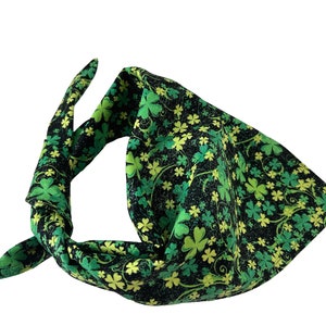 Glitter Shamrock Bandana, St. Patricks Day Bandana, Clover Pet Bandana, Holiday Dog Bandana, Lucky Bandana, Dog, Green Bandana, Custom Pet