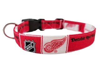 red wings dog collar