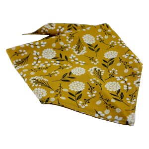 Harvest Floral Bandana, Flower Dog Bandana, Floral Pet Bandana, yellow Bandana, Pet Bandana, Girly Dog Accesory Bandana ,Autumn, fall dog