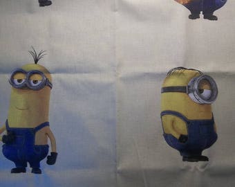 coupon tissu coton "minion"