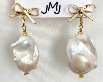 Baroque pearl drop on 18K gold plated brass bow ear wires-wedding, MOB, evening, everyday earrings;925 sterling earring post