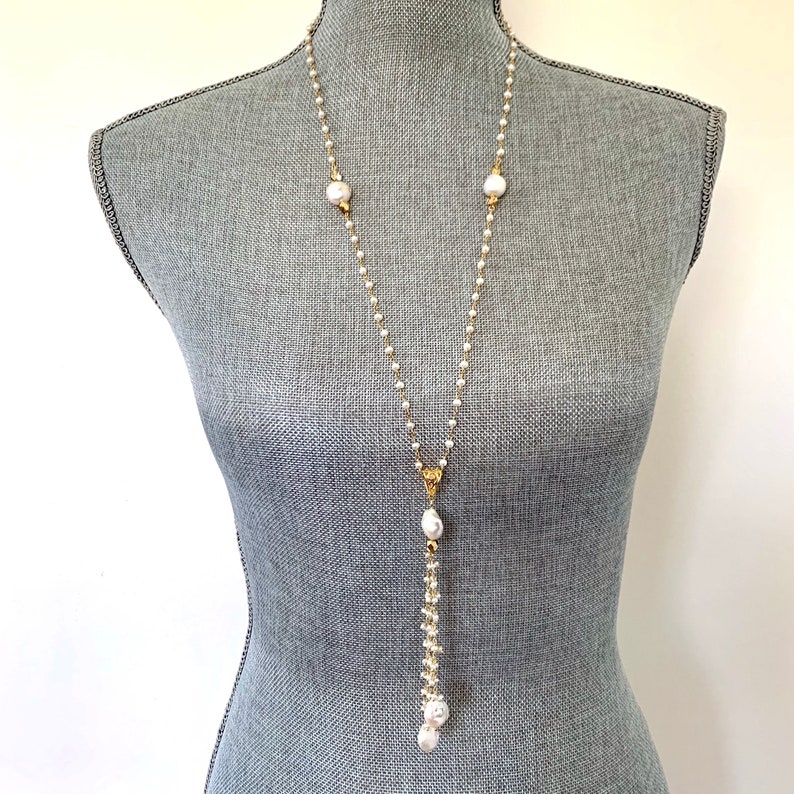 gold beads /& filigree bail Boho Chic romantic wedding Y necklace 24 Karat Gold tiny white freshwater pearl chain wbaroque pearl accents