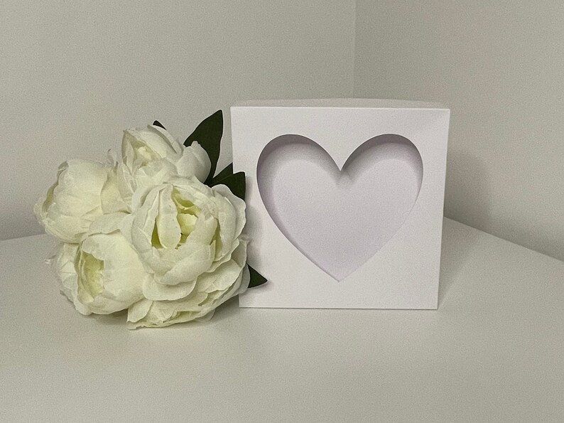 Stylish White Heart Shaped Gift Box, Great for all Personalise Gifts, Gifts for all Occasions, Valentines and Mother's Days image 3