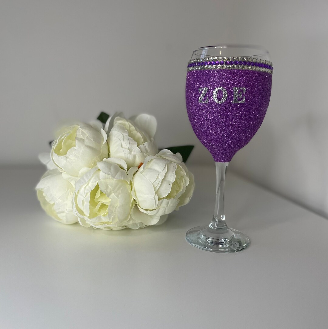 Je voudrais un petit ricard dans un verre à ballon