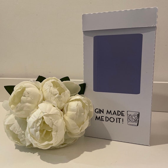Gin made me do it!, Gin Glass Gift Box Holder, Great for all Gin Glasses, Great Gift Box for your Personalised Gin Glasses