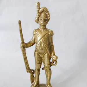 Vintage koperen sculptuur, Franse soldaat uit de Napoleontische oorlog, militair standbeeld, grenadier, keizerlijke oude garde-soldaat GRATIS VERZENDING WERELDWIJD