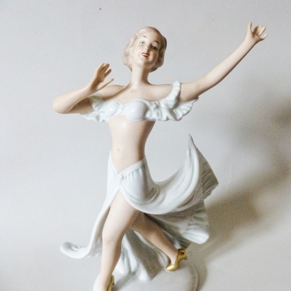 Ballerina,Wallendorf porcelain figurine,dancing lady ,vintage porcelain ballerina Free shipping