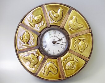 French Vintage Colonial Wall Clock,working condition,ceramic farm figurines ,Mid-Century Modern