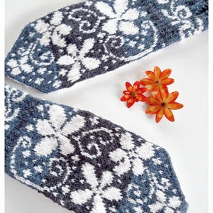 パターン: Flor Mittens ~ 編み物 Strikke Stricken Votter Örgü Sticka Tejer
