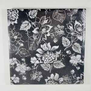 Black and White Floral Ceramic Trivet