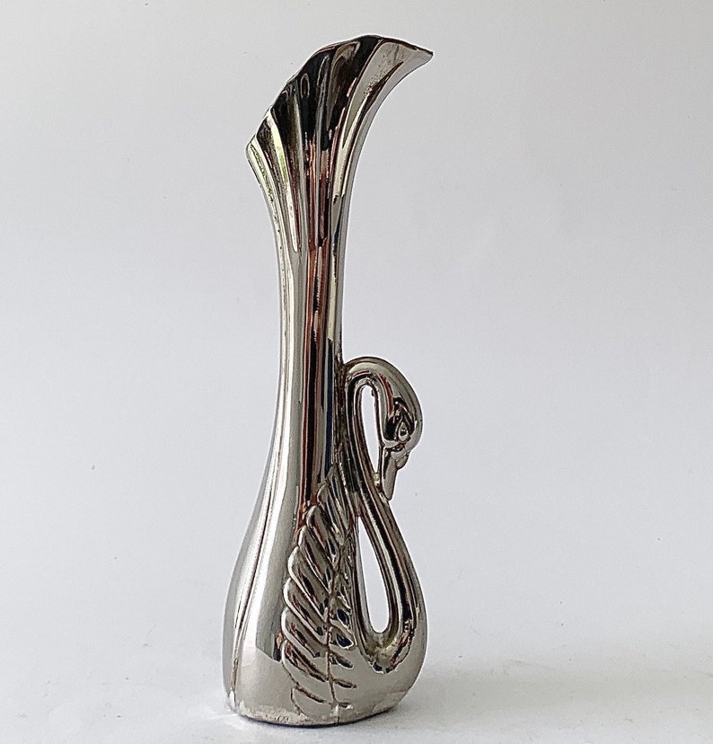 silver swan soliflore, metal swan vase, old soliflore, art deco soliflore, swan metal vase, silver soliflore, swan soliflore image 1