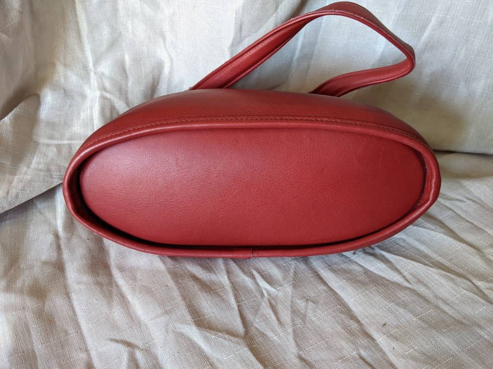 Vintage Coach Pelham Zip 9958 Red Leather Brass Top Handle Handbag
