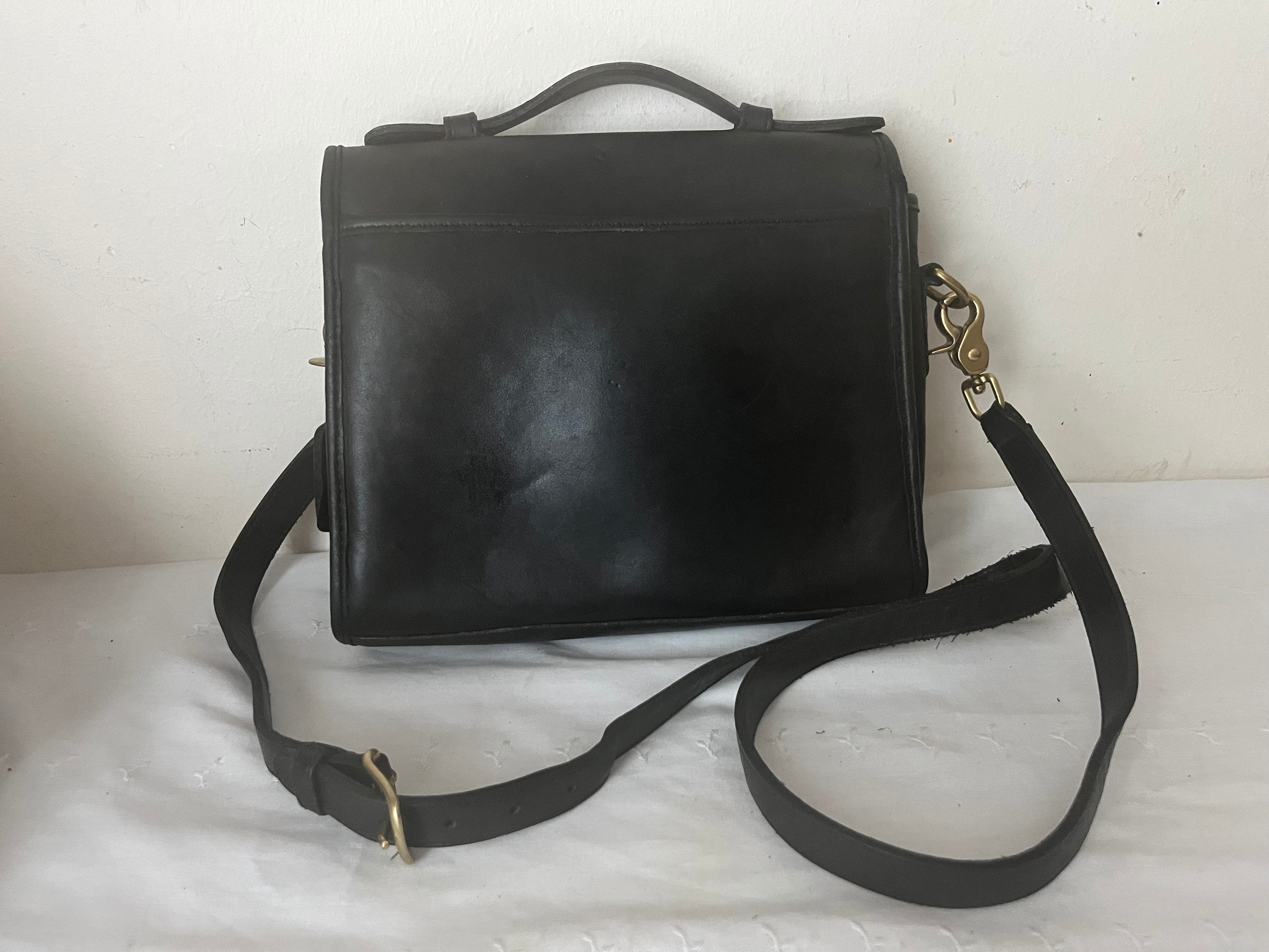 Vintage Coach Shoulder Bag Court Top Handle Black Leather Purse