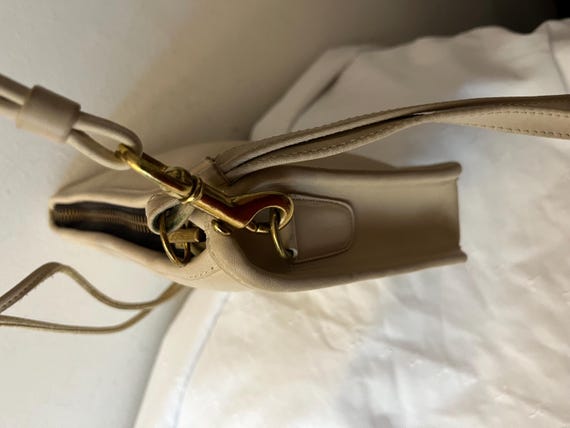 COACH Cream Bone Leather Basic Bag Zip Clutch Vin… - image 5