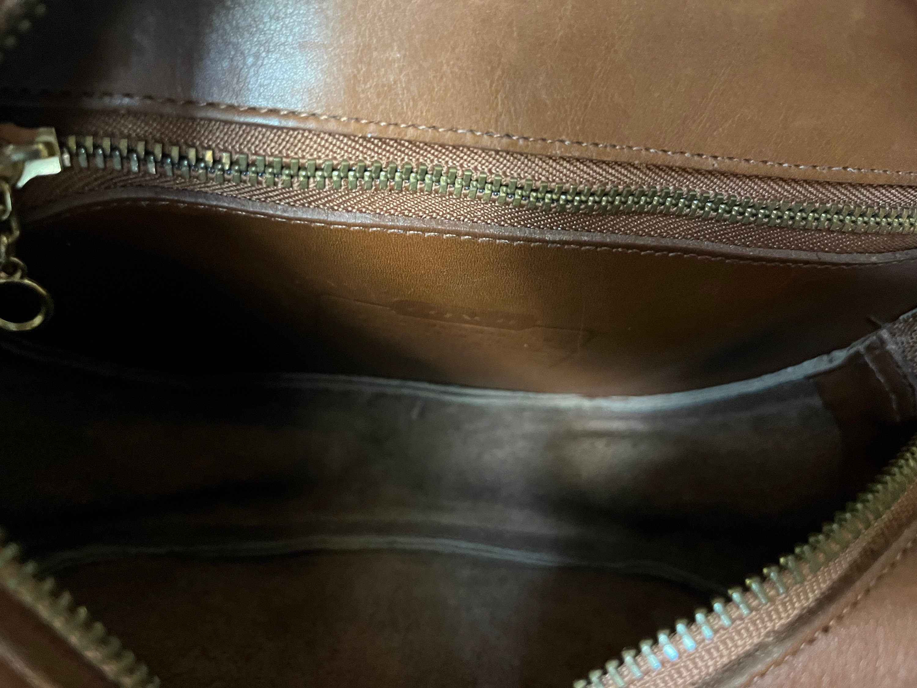 Vintage Coach Brown Leather Shoulder Moon Shape Crossbody Bag 9901