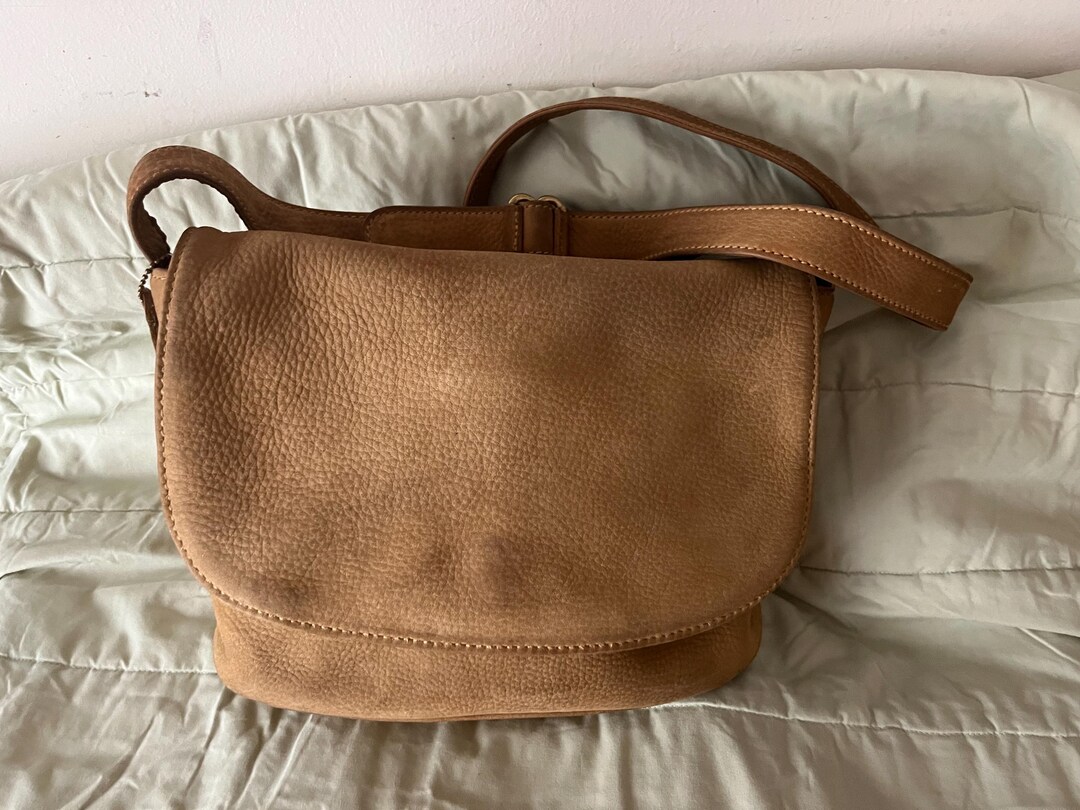 COACH Vintage Tan Plebble Leather Sonoma Flip Shoulder Cross Body