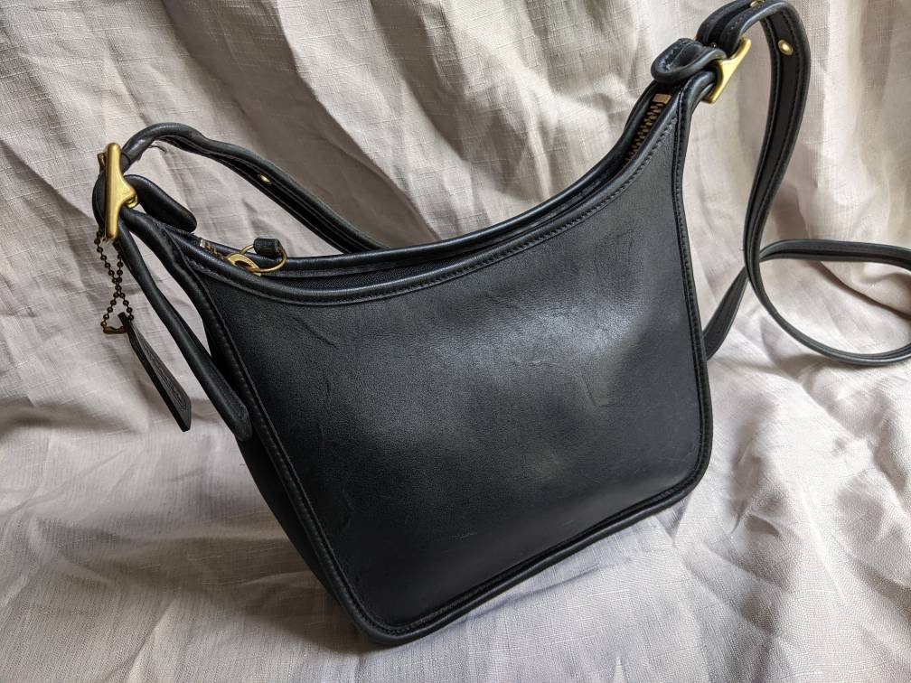 バッグ COACH Vintage Leather Black Shoulder Bag Vintage Coach 9950 Janice Legacy Black Leather Crossbody Handbag