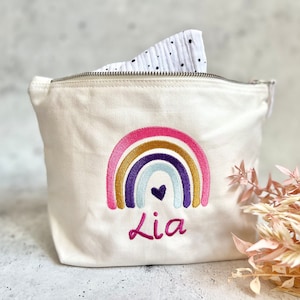 Wickeltasche / Windeltasche personalisiert mit Namen / Regenbogen / Geschenk zur Geburt / Kosmetiktasche