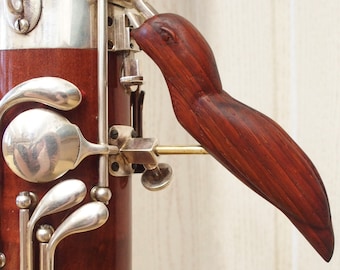 Custom design bassoon handrest