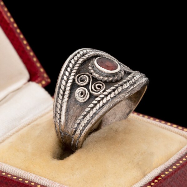 Etruscan Ring - Etsy