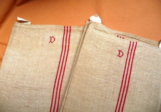 2 Torchons Anciens Lin Écru, Rayures Rouges 60 X 82 cm 
