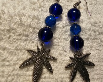 Hemp Leaf earrings blue