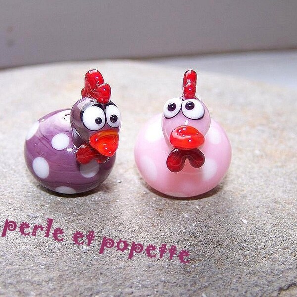 Couple de -poulettes rose et mauve à pois blancs- en verre fi