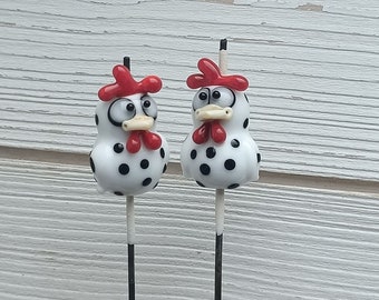 duo "Poulette blanche à pois" pour boucle d'oreille