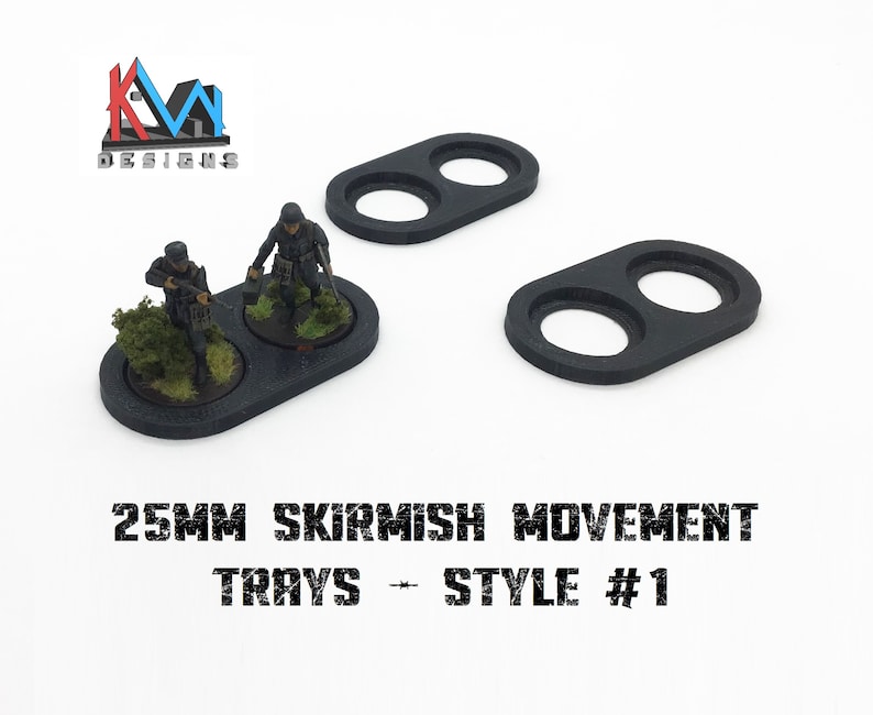 K&ouml;nnte beinhalten: Zwei schwarze Tabletts aus Kunststoff mit jeweils zwei runden Ausschnitten. Die Tabletts sind f&uuml;r 25 mm Miniaturfiguren konzipiert und mit "25MM SKIRMISH MOVEMENT TRAYS - STYLE #1" beschriftet.