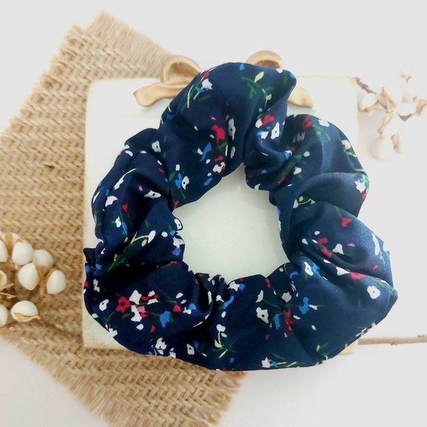 Chouchou / Scrunchie handmade floral navy blue, white, green, pink for adults and children