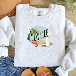 Sweat-shirt vintage d&#39;automne à col rond du Maine, col rond inspiré d&#39;une carte postale vintage du phare du Maine Roadtrip d&#39;automne, voyage d&#39;été sur la côte est