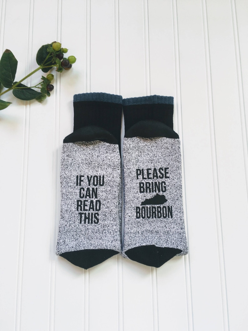 If you can read this bring Kentucky bourbon socks bourbon gift,if you can socks. stocking stuffer for men Gift for him,Bourbon lover gift