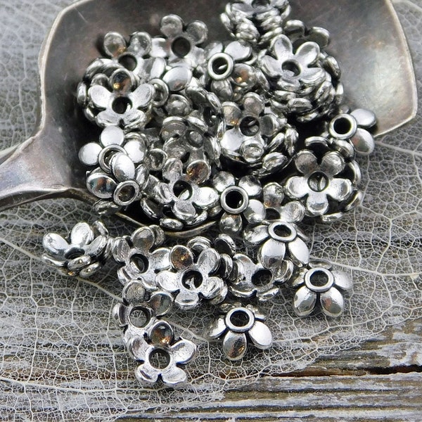 Bead Caps - Silver Bead Cap - Flower Caps - 6mm Bead Caps - Metal Bead Caps - Metal Beads - Bead Findings - 300pcs - (662)