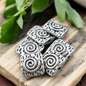 Circle of Life Beads - Metal Beads - Antique Silver - Silver Beads - Metal Spacer - Spacer Beads - 10mm - Choose your quantity