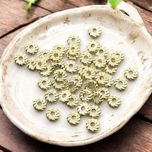 Heishi Beads - Metal Beads - Gold Beads - Gold Spacers - Daisy Spacer Beads - 50pcs - 6mm - (5082)