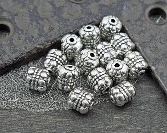 Metal Beads - Antique Silver Beads - Metal Spacers - Silver Spacers - Spacer Beads - 7x8mm - 20pcs - (B152)